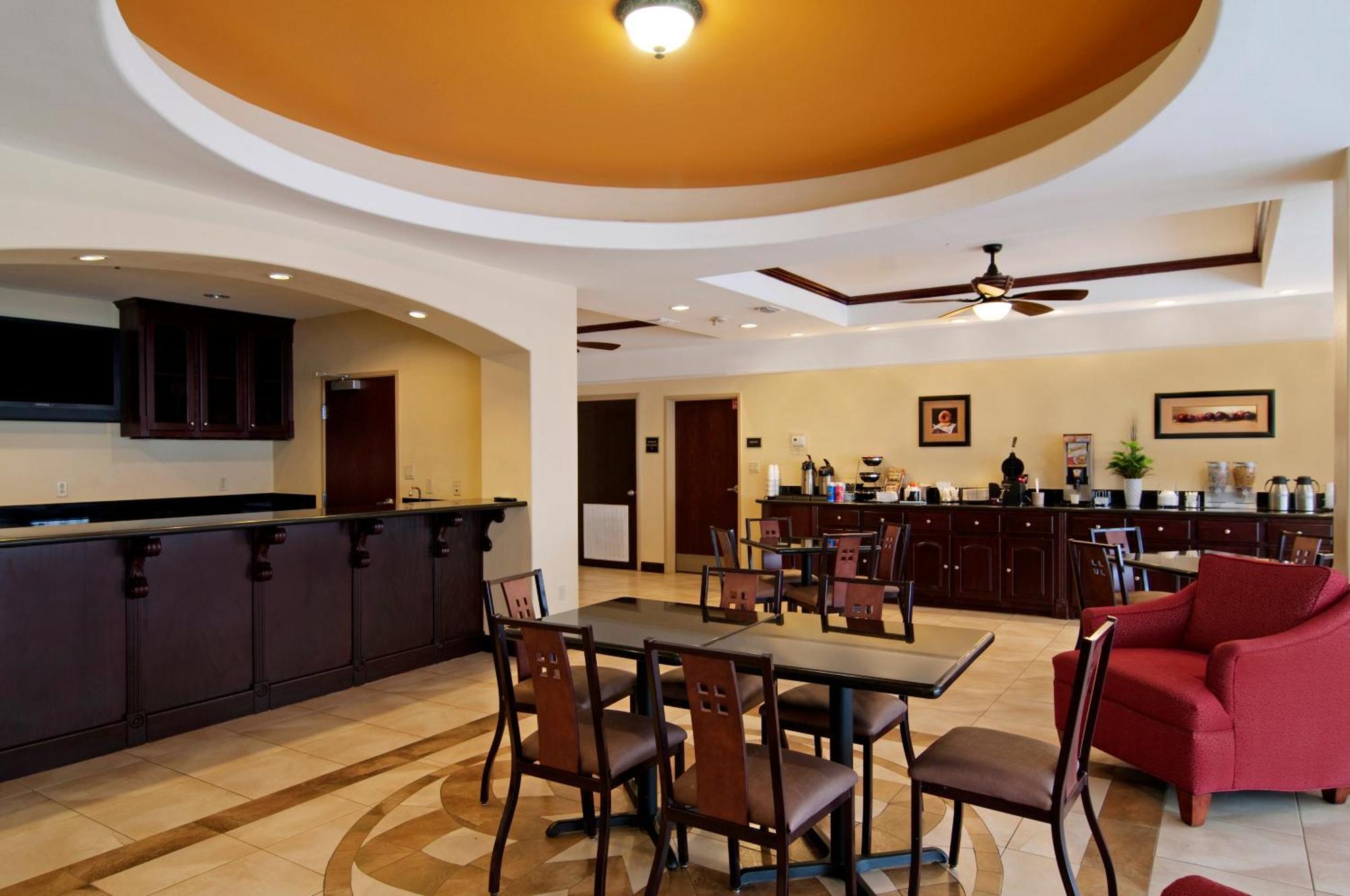 Super 8 By Wyndham Hidalgo At La Plaza Mall & Mcallen Airport Ristorante foto