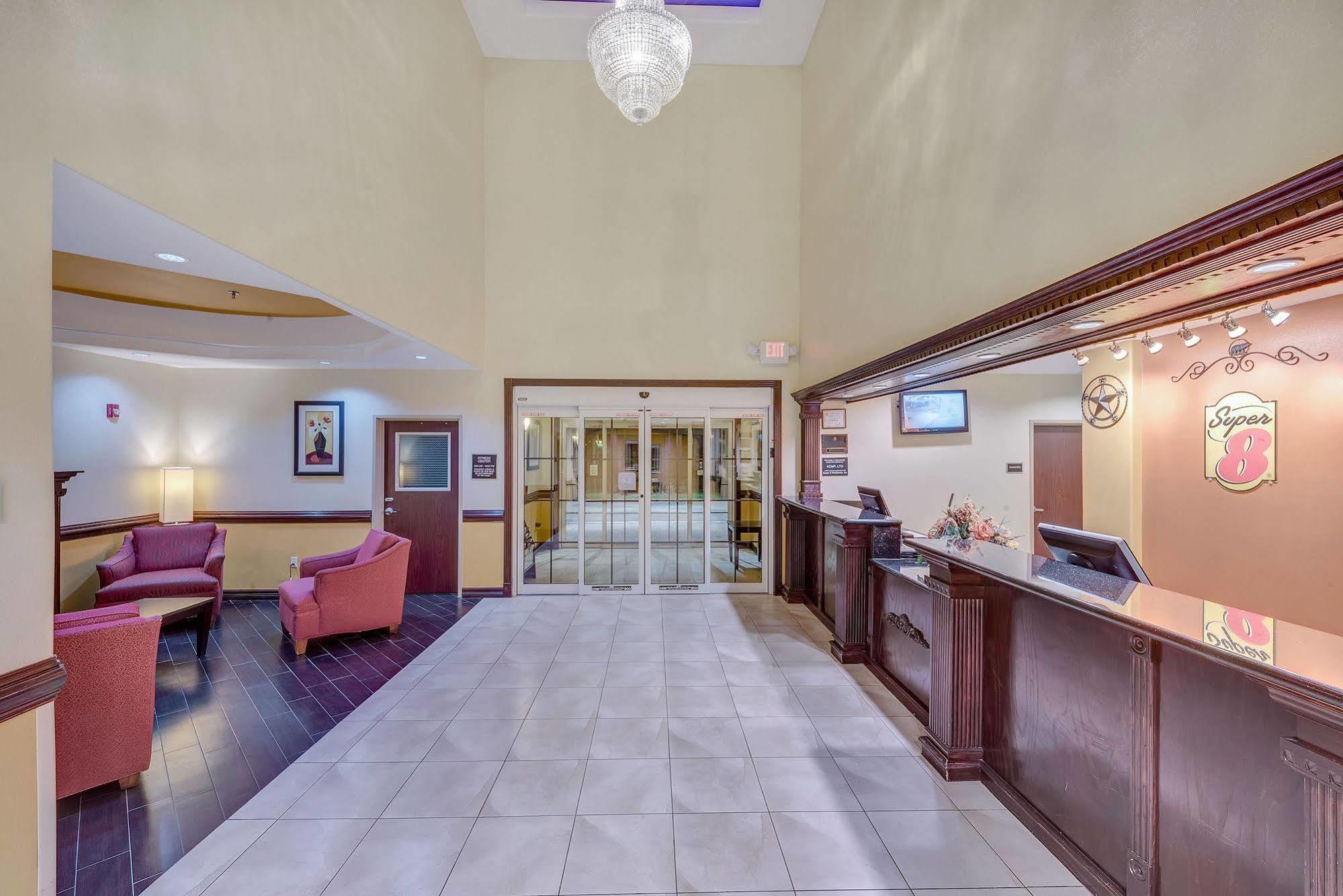 Super 8 By Wyndham Hidalgo At La Plaza Mall & Mcallen Airport Esterno foto